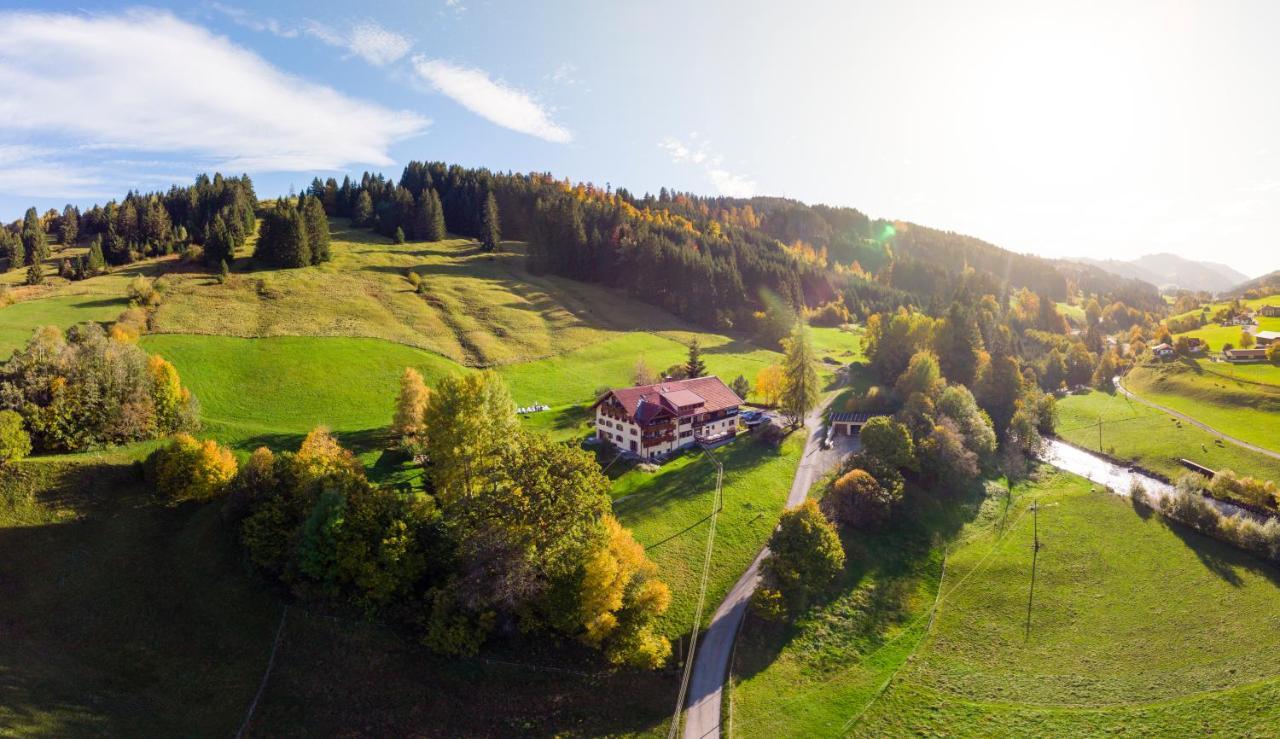 Gaestehaus Schlegel Гунзесрид Екстериор снимка