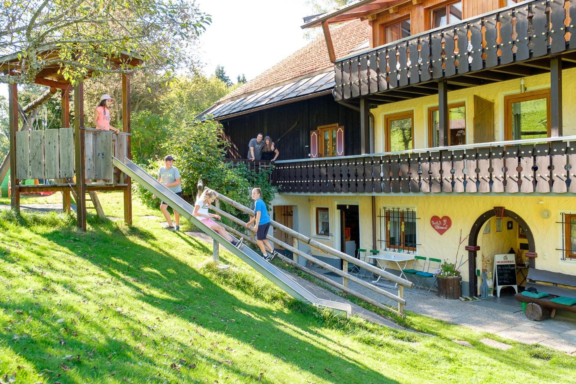 Gaestehaus Schlegel Гунзесрид Екстериор снимка