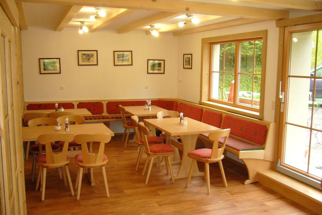Gaestehaus Schlegel Гунзесрид Екстериор снимка